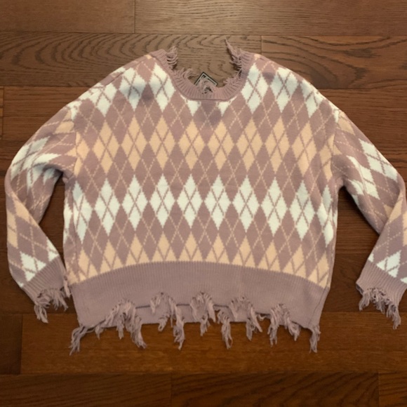 Sweater size small . New with tags . - Picture 3 of 3